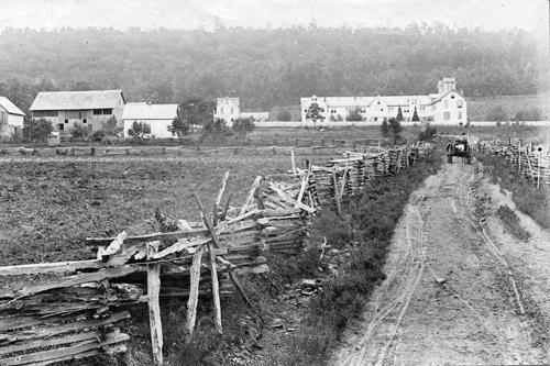 031214-subidig-abbeyfromroa