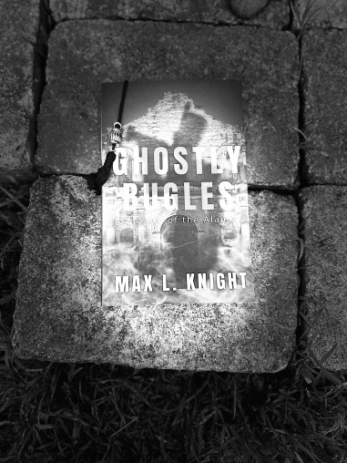 XTRA Bookstagram by Christena